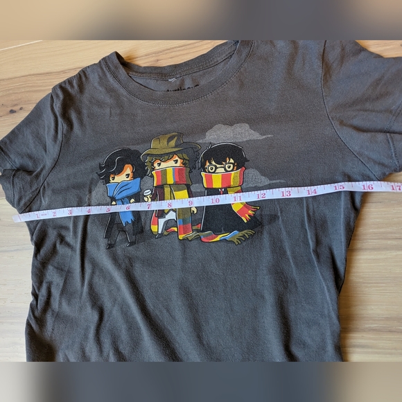 TeeTurtle Harry Potter/Sherlock/Doctor Who Graphic T-Shirt - Medium - Picture 2 of 4